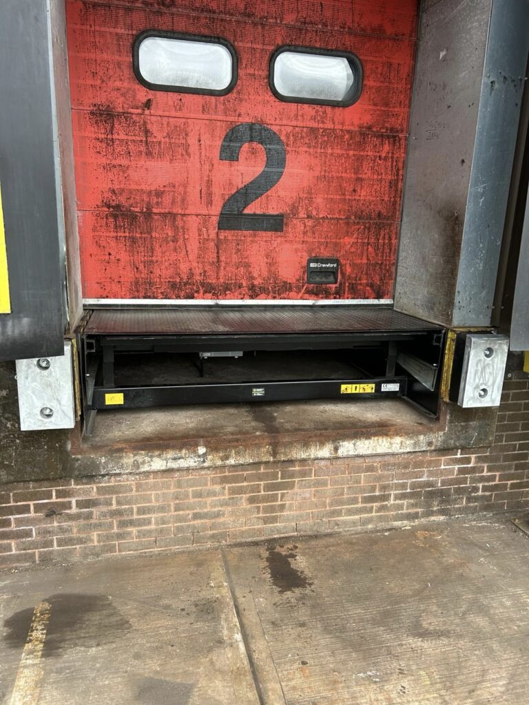 Telescopic Dock Leveller